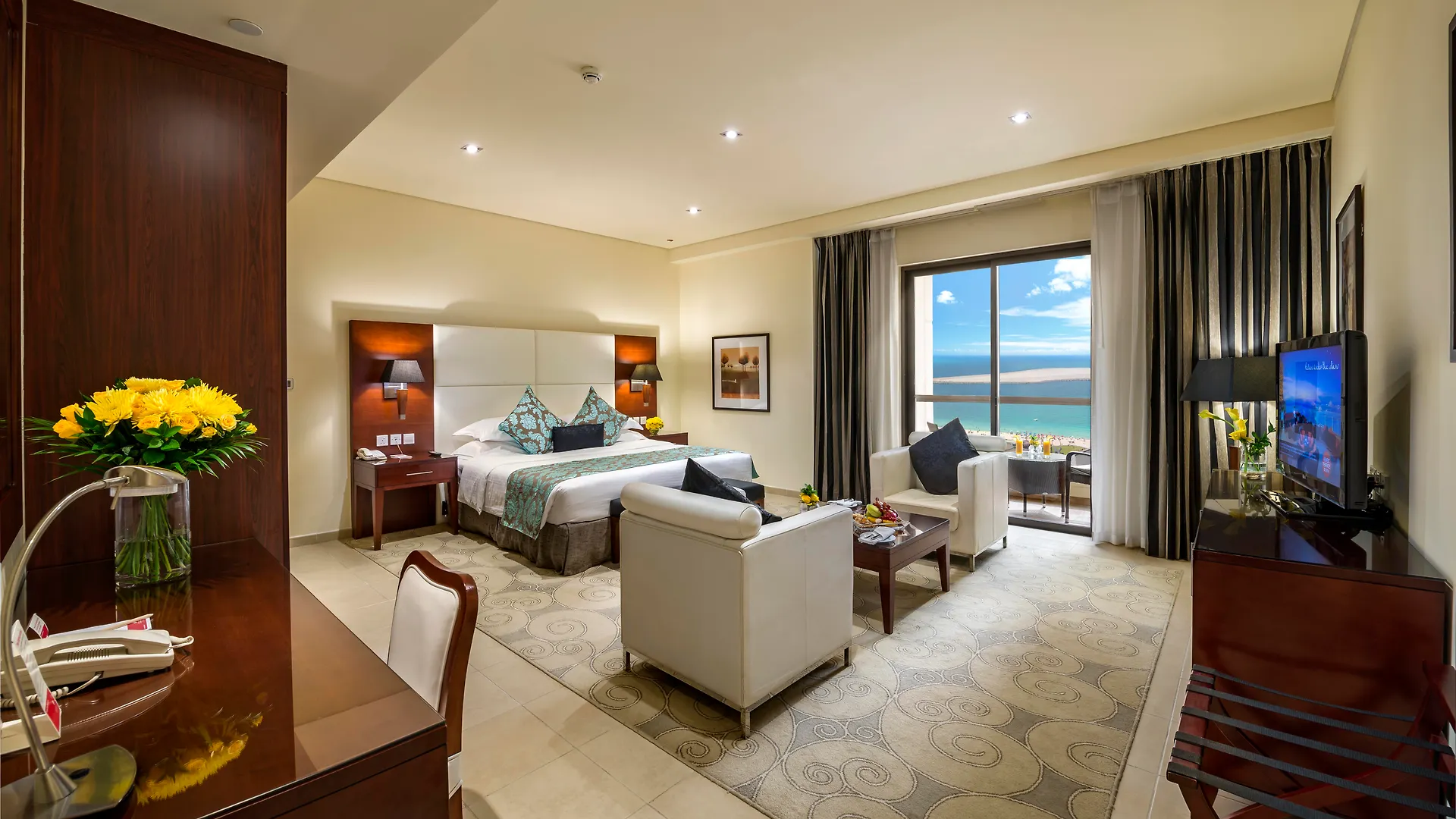 Delta Hotels By Marriott Jumeirah Beach, Дубай ОАЭ