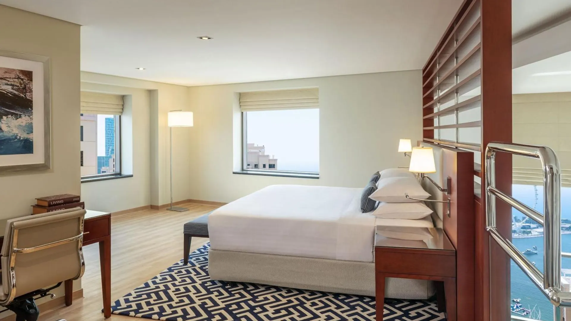 Delta Hotels By Marriott Jumeirah Beach, Дубай