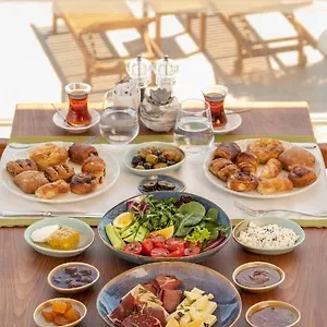 oteli̇ zi̇yaret edi̇n