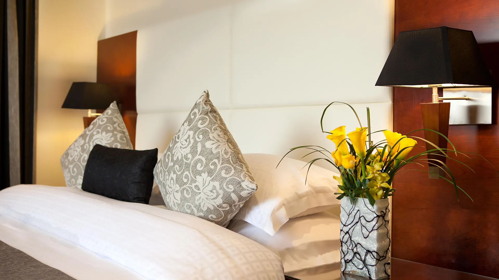 ****  Delta Hotels By Marriott Jumeirah Beach, Dubai Birleşik Arap Emirlikleri